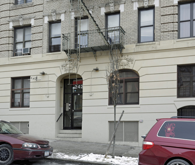 2426 Grand Ave in Bronx, NY - Building Photo - Building Photo