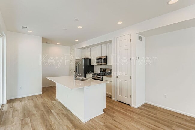 property at 6601 N Netherland St