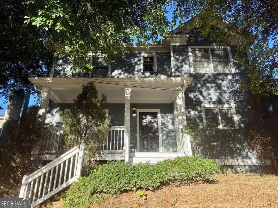 781 Terry St SE in Atlanta, GA - Building Photo
