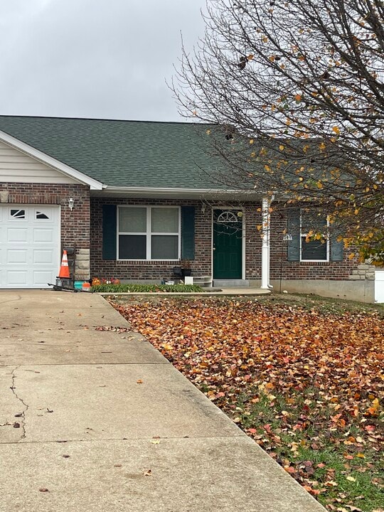 306 Seth, Unit Duplex in Sullivan, MO - Building Photo