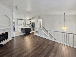 6426 Coachman Cir in Anchorage, AK - Building Photo - Building Photo