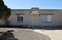 2736 S Calle Yucatan