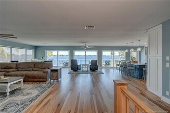 26 SW Riverway Blvd in Palm City, FL - Foto de edificio - Building Photo