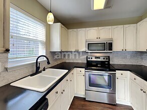 7528 Prairie Rose Ln in Huntersville, NC - Foto de edificio - Building Photo