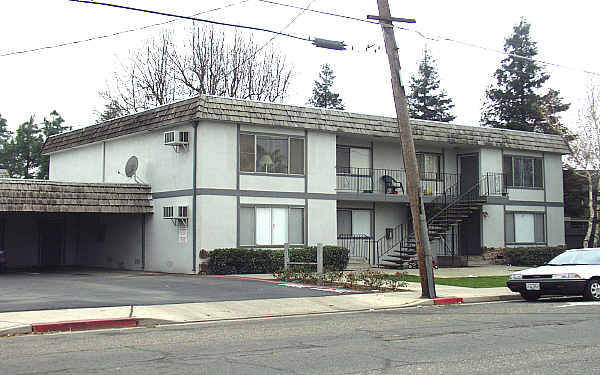 Parkside Apartments in Turlock, CA - Building Photo - Building Photo