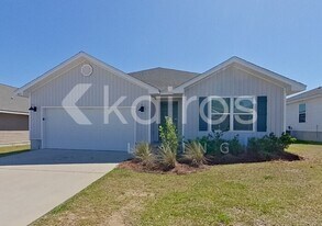 4651 Malay Cir in Milton, FL - Building Photo