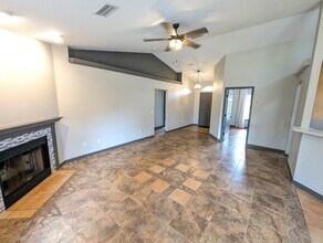 1909 Sunrise Dr in Navarre, FL - Building Photo - Building Photo