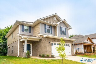 176 Tybee Dr in Madison, AL - Building Photo