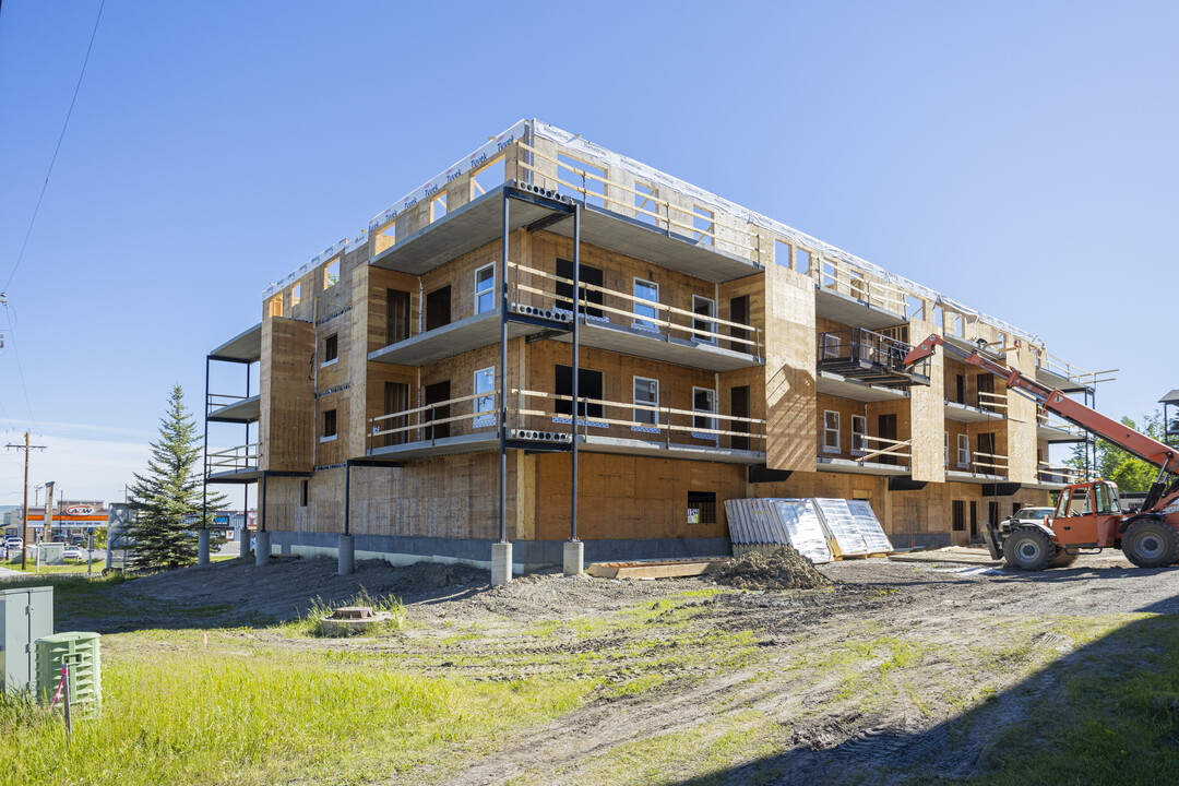 Mountain View Ridge in Black Diamond, AB - Building Photo