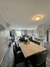 223 Seneca Dr in Groton, CT - Building Photo - Building Photo