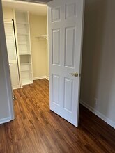 340 Lombard St, Unit Floor 2 in Philadelphia, PA - Building Photo - Building Photo