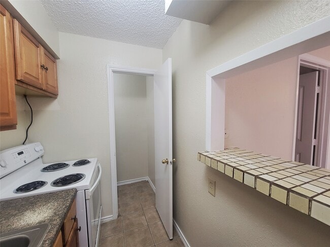 property at 5103 Ave Q 1/2