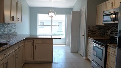 28646 Tanner Dr in Zephyrhills, FL - Building Photo - Building Photo