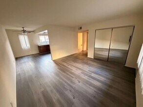 11215 Camarillo Street, in North Hollywood, CA - Building Photo - Interior Photo