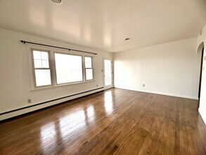 1047 Bossler Rd in Elizabethtown, PA - Building Photo - Building Photo