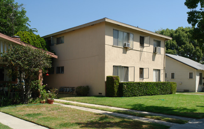 435 Oak St in Glendale, CA - Building Photo - Building Photo