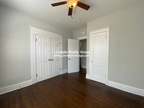 1606 W Nelson St, Unit 1 in Chicago, IL - Building Photo - Building Photo