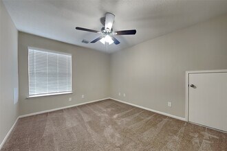 5322 Willow Knoll Ct in Houston, TX - Building Photo - Building Photo