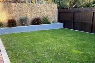 713 Amoroso Pl, Unit A in Los Angeles, CA - Building Photo