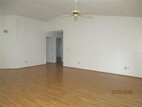 1509 Blueteal Dr in Brandon, FL - Building Photo - Building Photo