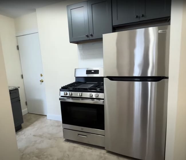 158 Kelton St, Unit 248-4 in Boston, MA - Building Photo - Building Photo