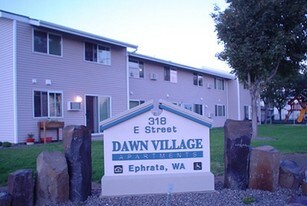 Dawn Village Apartments in Ephrata, WA - Building Photo