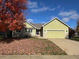 1380 Stonecreek Dr in Lawrence, KS - Building Photo