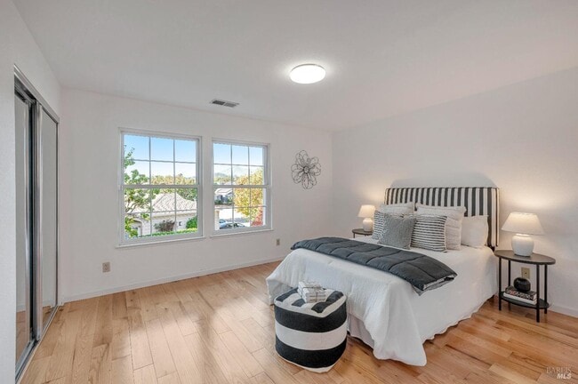 property at 16 Duxbury Cove