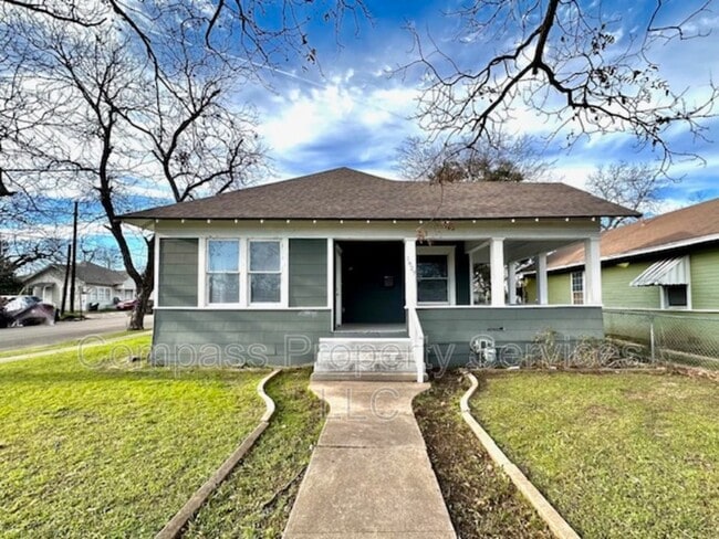 property at 1827 Proctor Ave