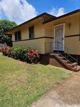 844 Wahinani St in Pearl City, HI - Building Photo - Building Photo