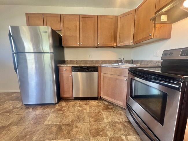 property at 2821 N Columbus Blvd