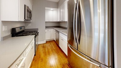 311 Harrison St in Oak Park, IL - Building Photo - Building Photo