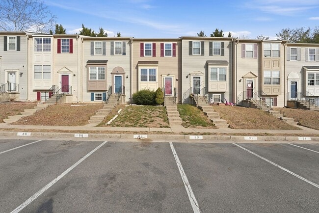 property at 3031 Antrim Cir