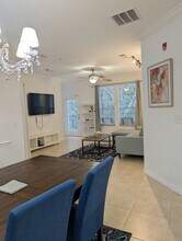 1142 SW 9th Rd in Gainesville, FL - Building Photo - Building Photo