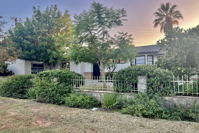 property at 4675 Laurelgrove Ave