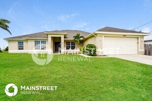 2920 NE 3rd Ave in Cape Coral, FL - Building Photo