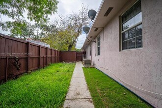 163 NE 76th St in Miami, FL - Building Photo - Building Photo