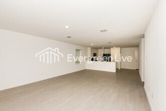 10724 Dusty Rnch Rd in Fort Worth, TX - Building Photo - Building Photo