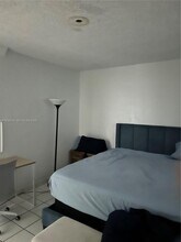 1239 Marseille Dr in Miami Beach, FL - Building Photo - Building Photo