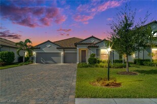 19828 Beverly Park Rd in Estero, FL - Building Photo