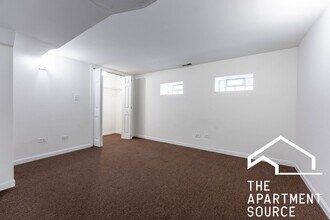 2835 W Medill Ave in Chicago, IL - Building Photo - Building Photo