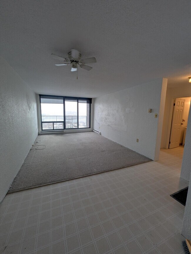 5572 N Ridge Rd in Halifax, NS - Building Photo - Building Photo