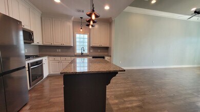 2618 Cresthaven Ave in Baton Rouge, LA - Building Photo - Building Photo