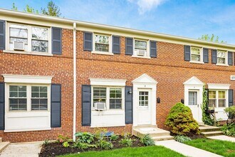 1775 Northwest Ct in Columbus, OH - Foto de edificio - Building Photo