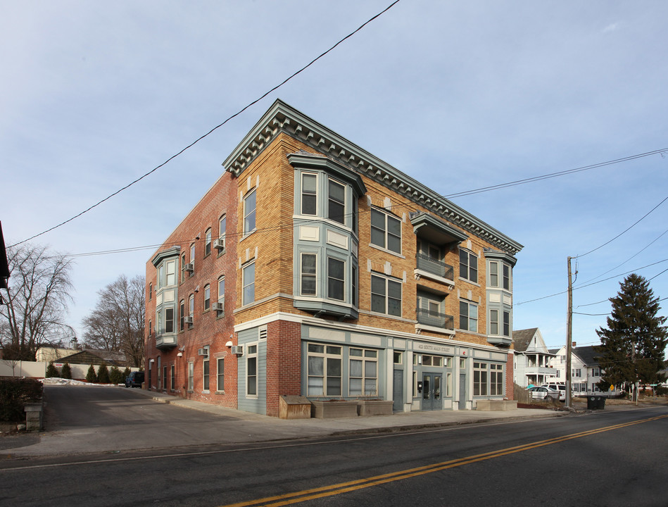 408-412 S Main St in Torrington, CT - Building Photo