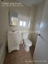 35 Altonwood Pl in Yonkers, NY - Building Photo - Building Photo