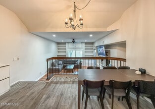 3318 Darby St in Simi Valley, CA - Building Photo - Building Photo