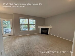 1347 SW Edgefield Meadows Terrace in Troutdale, OR - Building Photo - Building Photo