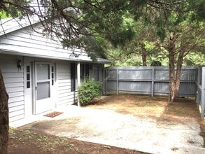 3066 Philpott Rd in South Boston, VA - Building Photo - Building Photo