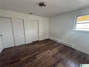 3426 N Front St in Hokendauqua, PA - Building Photo - Building Photo